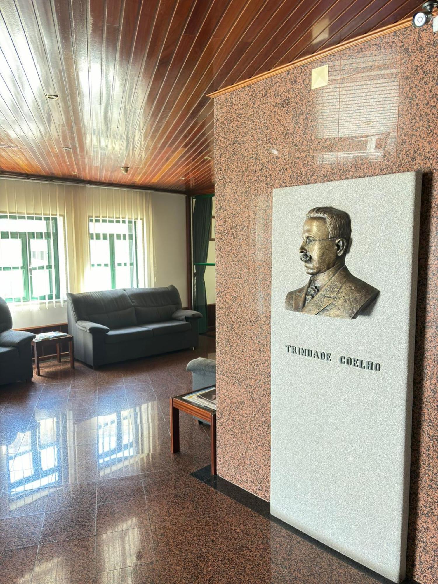 Hotel Trindade Coelho Mogadouro  Exteriér fotografie
